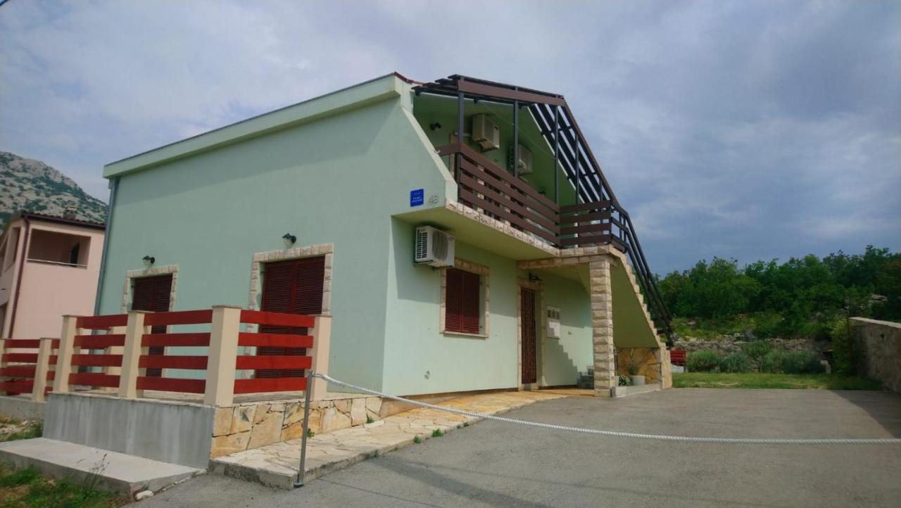 Ferienwohnung "Mea Culpa" Karlobag Exterior foto