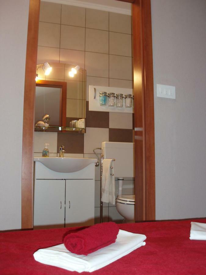 Ferienwohnung "Mea Culpa" Karlobag Exterior foto