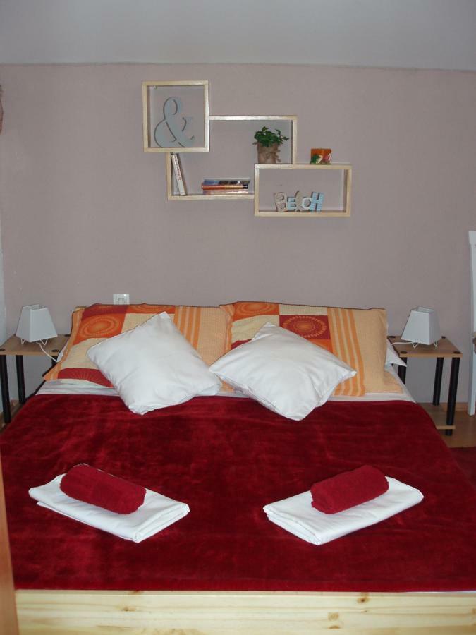 Ferienwohnung "Mea Culpa" Karlobag Exterior foto
