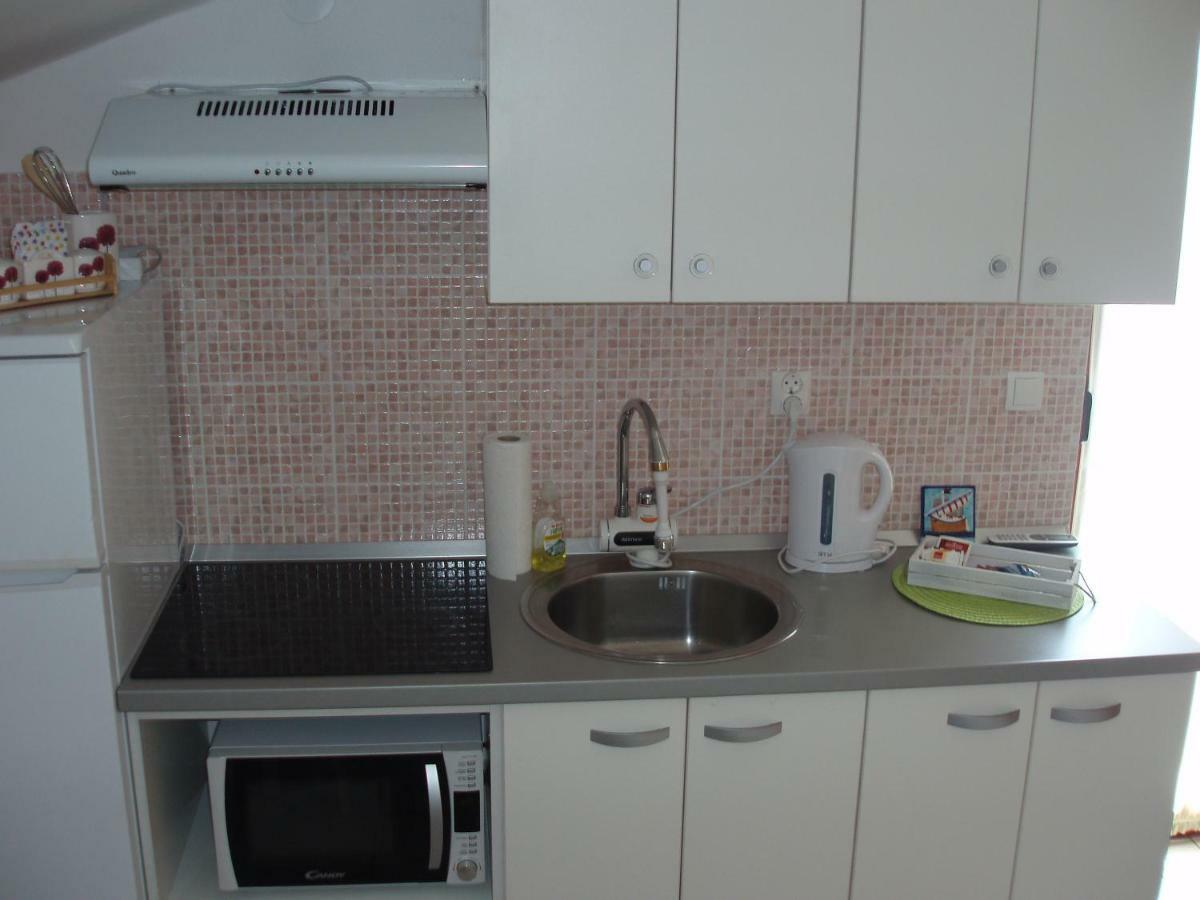 Ferienwohnung "Mea Culpa" Karlobag Exterior foto
